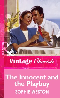 Sophie Weston The Innocent And The Playboy обложка книги