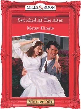 Metsy Hingle Switched At The Altar обложка книги
