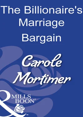 Carole Mortimer The Billionaire's Marriage Bargain обложка книги