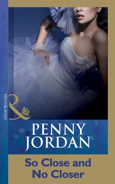 PENNY JORDAN So Close And No Closer обложка книги