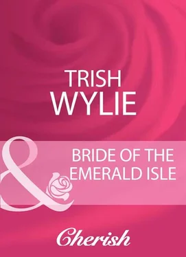 Trish Wylie Bride Of The Emerald Isle обложка книги