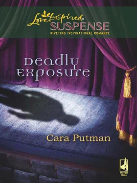 Cara Putman Deadly Exposure обложка книги
