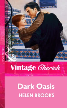 HELEN BROOKS Dark Oasis обложка книги