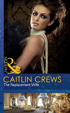 CAITLIN CREWS The Replacement Wife обложка книги