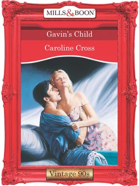 Caroline Cross Gavin's Child обложка книги