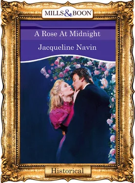 Jacqueline Navin A Rose At Midnight обложка книги