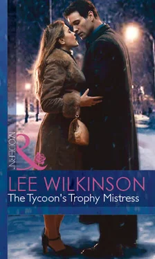 Lee Wilkinson The Tycoon's Trophy Mistress обложка книги