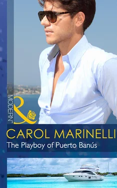 CAROL MARINELLI The Playboy of Puerto Banús обложка книги