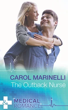 CAROL MARINELLI The Outback Nurse обложка книги
