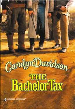 Carolyn Davidson The Bachelor Tax обложка книги
