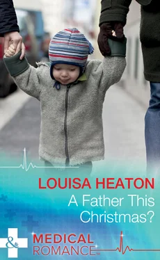 Louisa Heaton A Father This Christmas? обложка книги
