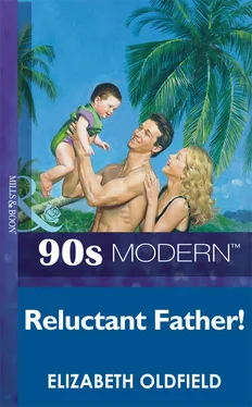 Elizabeth Oldfield Reluctant Father обложка книги