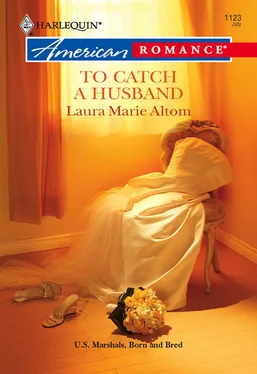Laura Altom To Catch a Husband обложка книги