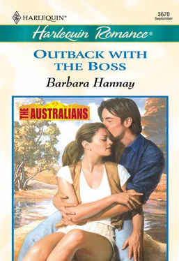 Barbara Hannay Outback With The Boss обложка книги