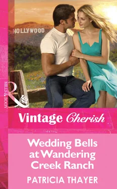 Patricia Thayer Wedding Bells at Wandering Creek обложка книги