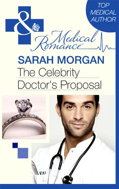 Sarah Morgan The Celebrity Doctor's Proposal обложка книги