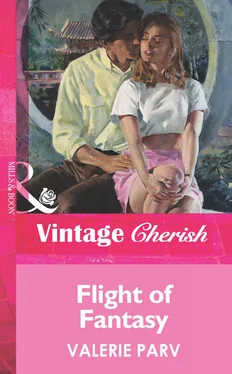 Valerie Parv Flight of Fantasy обложка книги