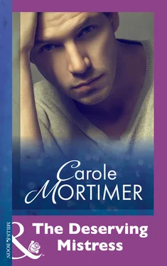 Carole Mortimer The Deserving Mistress обложка книги