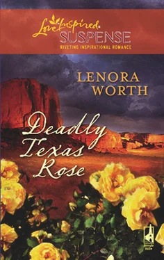 Lenora Worth Deadly Texas Rose обложка книги