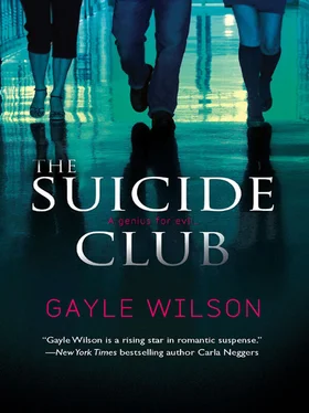 Gayle Wilson The Suicide Club обложка книги