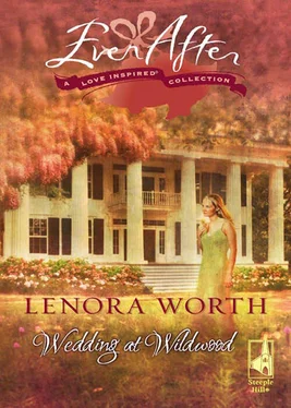 Lenora Worth Wedding at Wildwood обложка книги