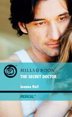 Joanna Neil The Secret Doctor обложка книги