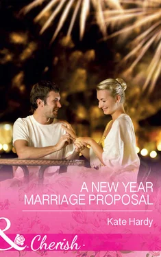 Kate Hardy A New Year Marriage Proposal обложка книги