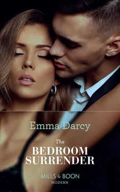 Emma Darcy The Bedroom Surrender обложка книги