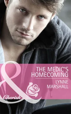 Lynne Marshall The Medic's Homecoming обложка книги