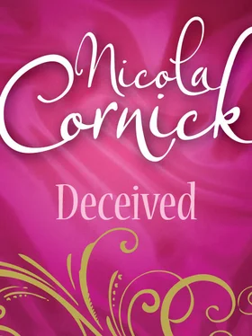 Nicola Cornick Deceived