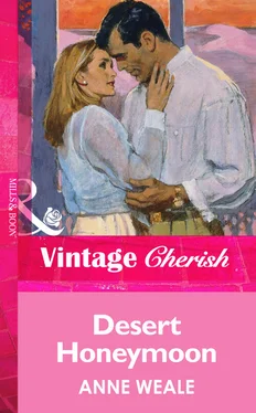ANNE WEALE Desert Honeymoon обложка книги