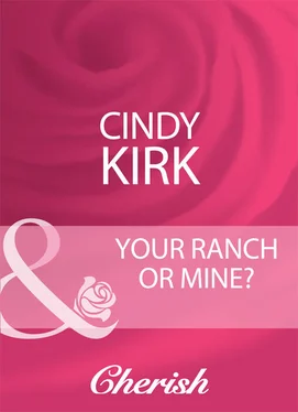 Cindy Kirk Your Ranch Or Mine? обложка книги