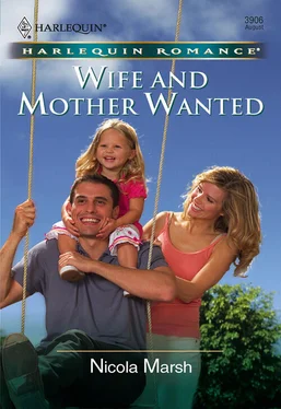 Nicola Marsh Wife and Mother Wanted обложка книги