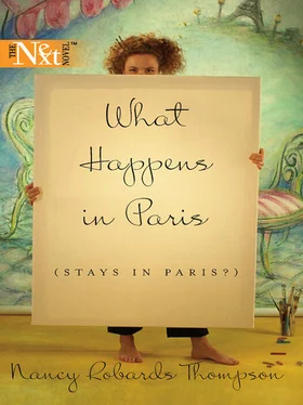 Nancy Thompson What Happens in Paris обложка книги