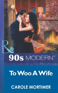 Carole Mortimer To Woo A Wife обложка книги