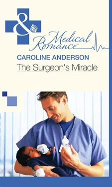 Caroline Anderson The Surgeon's Miracle обложка книги