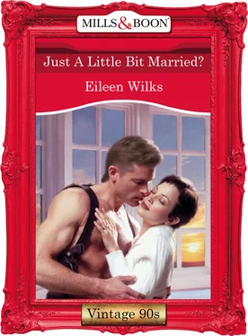 Eileen Wilks Just A Little Bit Married? обложка книги