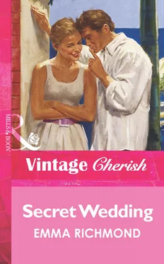 Emma Richmond Secret Wedding обложка книги