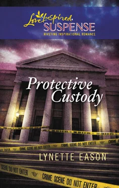 Lynette Eason Protective Custody обложка книги