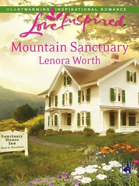 Lenora Worth Mountain Sanctuary обложка книги