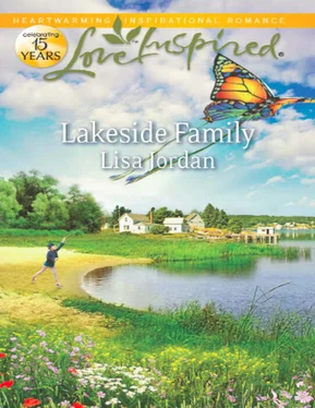 Lisa Jordan Lakeside Family обложка книги