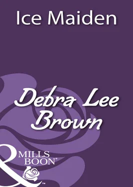 Debra Brown Ice Maiden обложка книги