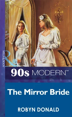 Robyn Donald The Mirror Bride обложка книги