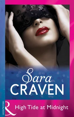 Sara Craven High Tide At Midnight обложка книги