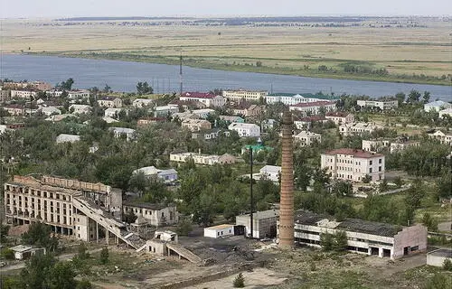 Из всей многочисленной киногруппы обосновавшейся в гостинице Центральная - фото 2