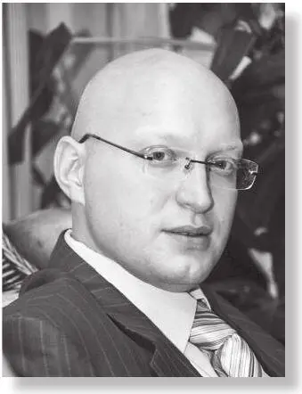 Александр Сальва Родился в 1981 году в г Якутске в семье инженера и - фото 1