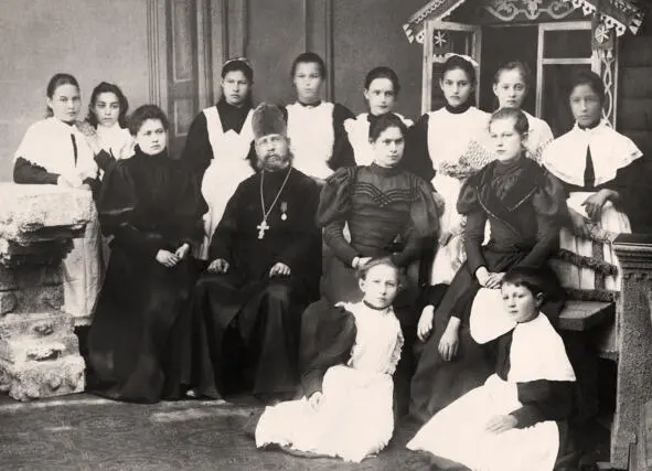 1898г Прогимназия г Верхнеудинск В Верхнеудинске Катя окончила 4х классную - фото 2
