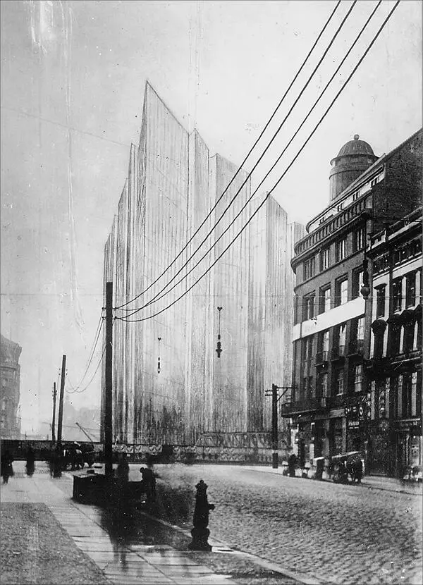 For some weeks there has been a fascinating exhibition at the City Hall of - фото 24