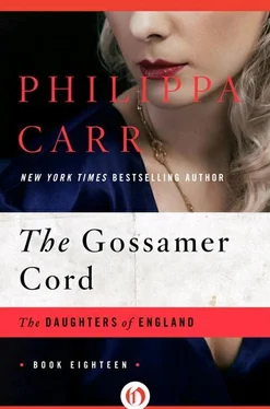 Philippa Carr Gossamer Cord обложка книги