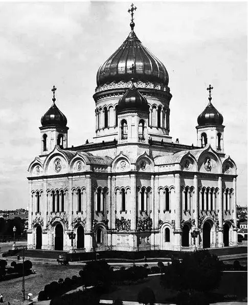 Храм Христа Спасителя Ее старшая сестра Софья была в то время одной из - фото 3